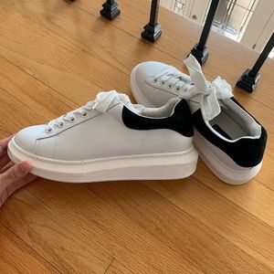 Steven by Steve Madden sneaker